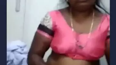 Xnxnxm Vidoes - Watch Tamil Aunty Boob Press Give indian sex video
